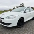 RENAULT FLUENCE 2.0 DYNAMIQUE 16V FLEX 4P AUTOMÁTICO RENAULT FLUENCE 2.0 DYNAMIQUE 16V FLEX 4P AUTOMÁTICO