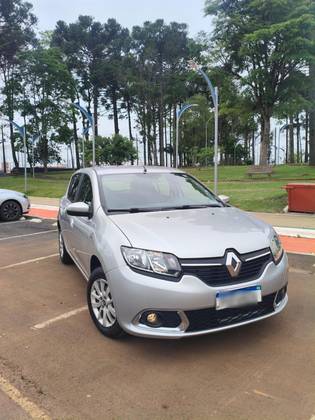 RENAULT SANDERO 1.0 AUTHENTIQUE 16V FLEX 4P MANUAL