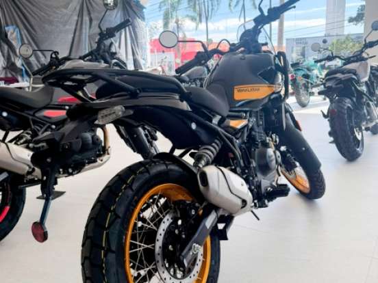ROYAL ENFIELD-HIMALAYAN 450 KAMET WHITE ROYAL ENFIELD-HIMALAYAN 450 KAMET WHITE-2026