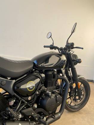 ROYAL ENFIELD HUNTER 350 