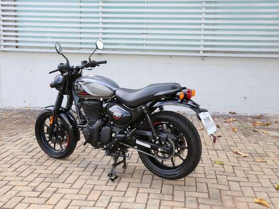 ROYAL ENFIELD-HUNTER 350 ROYAL ENFIELD-HUNTER 350-2025