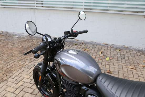 ROYAL ENFIELD-HUNTER 350-2025