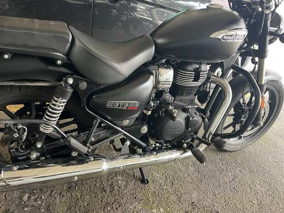 ROYAL ENFIELD-METEOR 350 STELLAR ROYAL ENFIELD-METEOR 350 STELLAR-2025