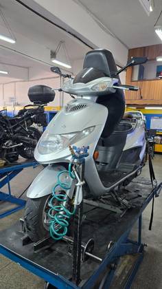 SUZUKI AN125 BURGMAN 