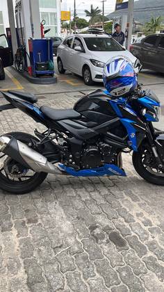 SUZUKI GSX-S750A 