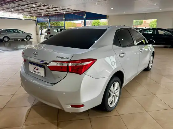 TOYOTA-COROLLA-2015