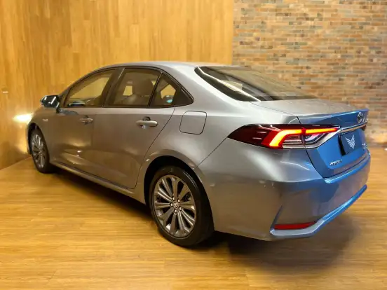 TOYOTA-COROLLA-2020