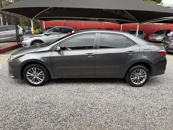 TOYOTA-COROLLA-2017