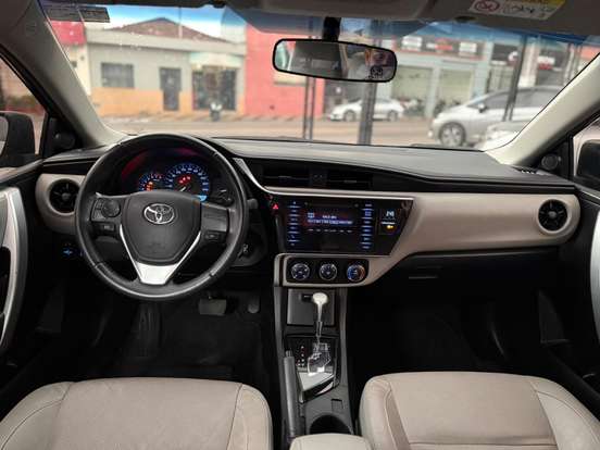 TOYOTA-COROLLA-2017