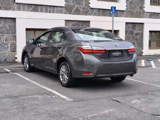 TOYOTA-COROLLA-2016