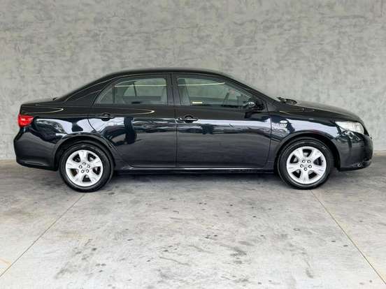 TOYOTA-COROLLA-2009