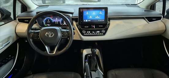 TOYOTA-COROLLA-2023