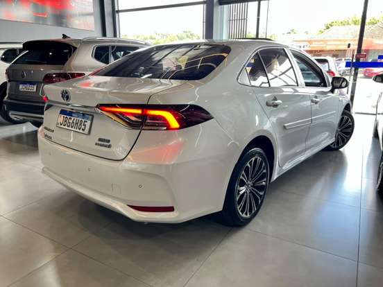 TOYOTA-COROLLA-2022