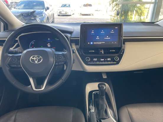 TOYOTA-COROLLA-2023