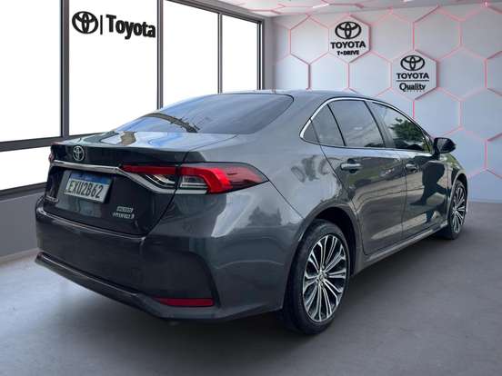 TOYOTA-COROLLA-2023