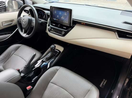 TOYOTA-COROLLA-2023
