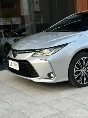TOYOTA-COROLLA-2020