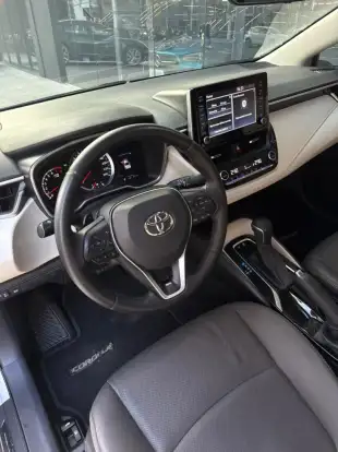 TOYOTA-COROLLA-2020