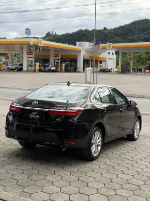 TOYOTA-COROLLA-2017