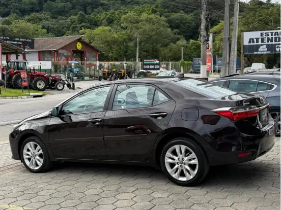 TOYOTA-COROLLA-2.0 XEI 16V FLEX 4P AUTOMÁTICO TOYOTA-COROLLA-2017