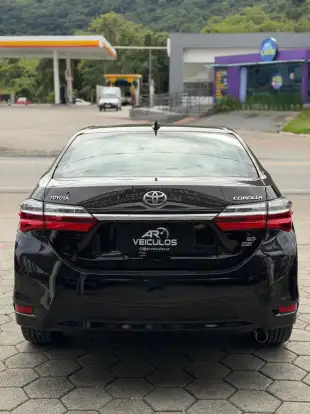 TOYOTA-COROLLA-2017