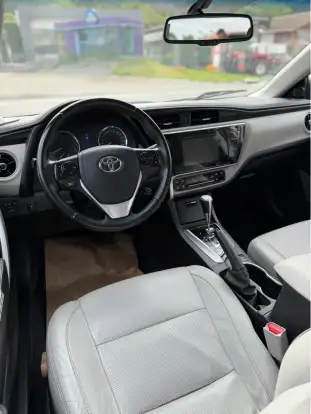 TOYOTA-COROLLA-2017