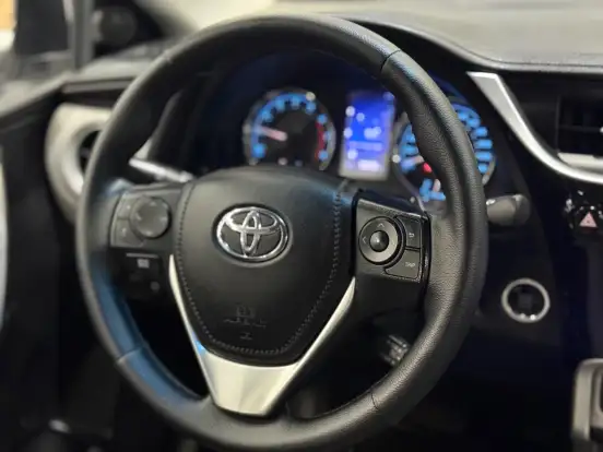 TOYOTA-COROLLA-2.0 XEI 16V FLEX 4P AUTOMÁTICO TOYOTA-COROLLA-2017