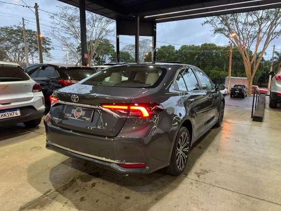 TOYOTA-COROLLA-2023