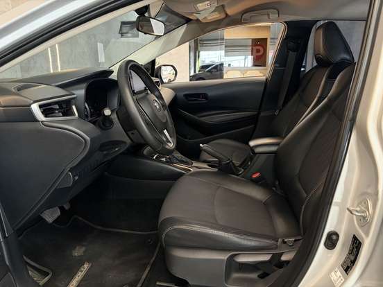 TOYOTA-COROLLA-2021