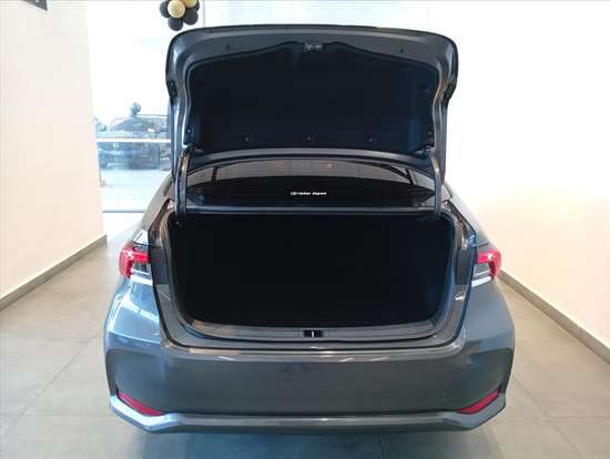 TOYOTA-COROLLA-2025