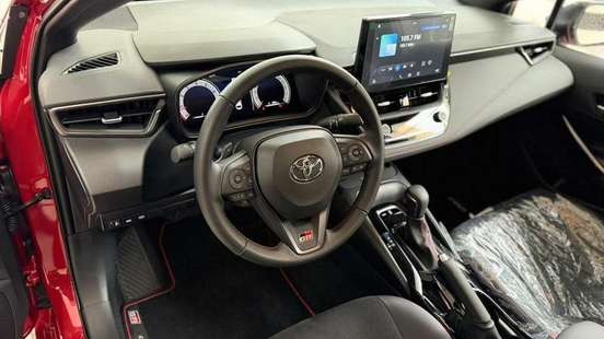 TOYOTA-COROLLA-2026