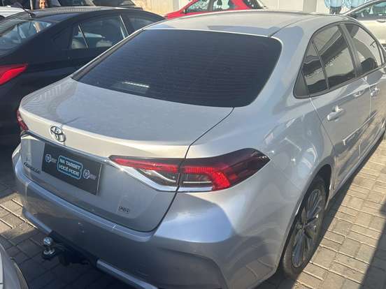 TOYOTA-COROLLA-2024