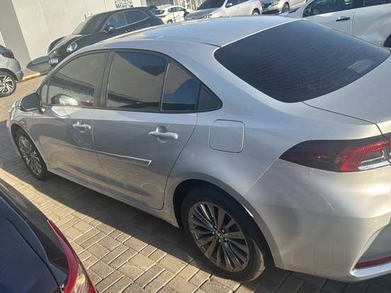 TOYOTA-COROLLA-2024