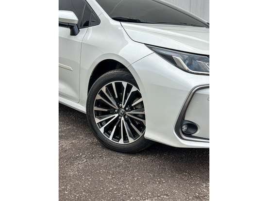 TOYOTA-COROLLA-2023