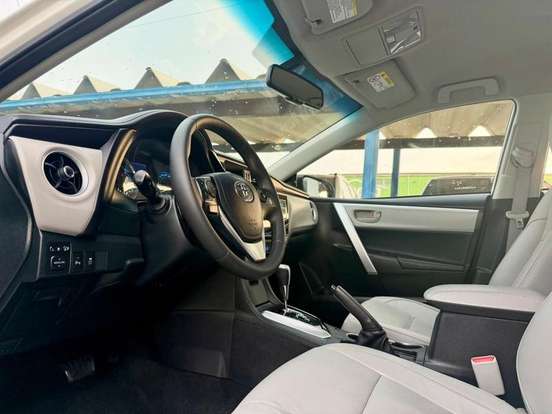 TOYOTA-COROLLA-2017