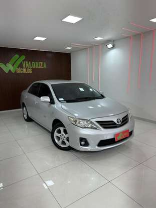 TOYOTA-COROLLA-2012