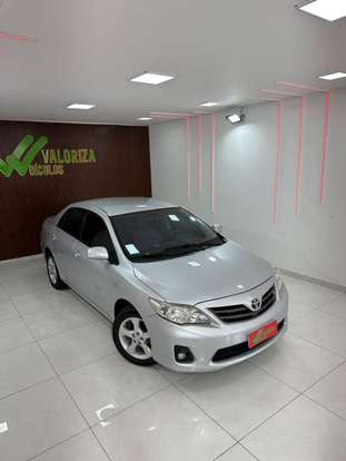 TOYOTA-COROLLA-2012
