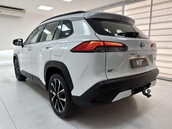 TOYOTA-COROLLA CROSS-2023