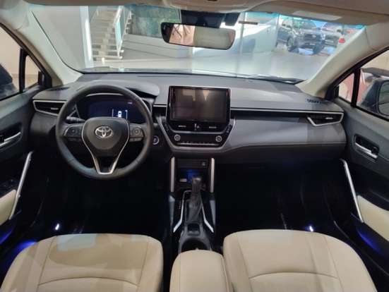 TOYOTA-COROLLA CROSS-2024