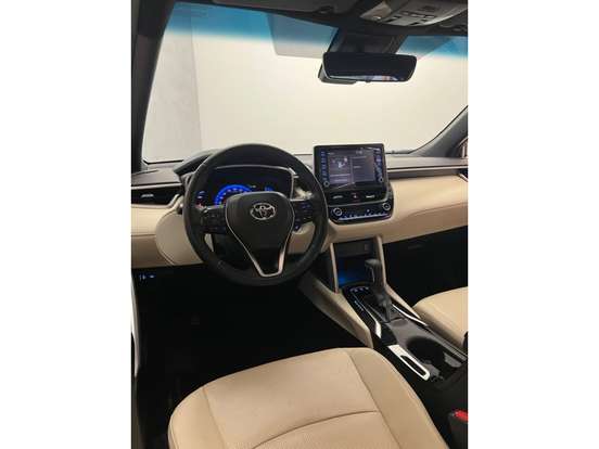 TOYOTA-COROLLA CROSS-2021