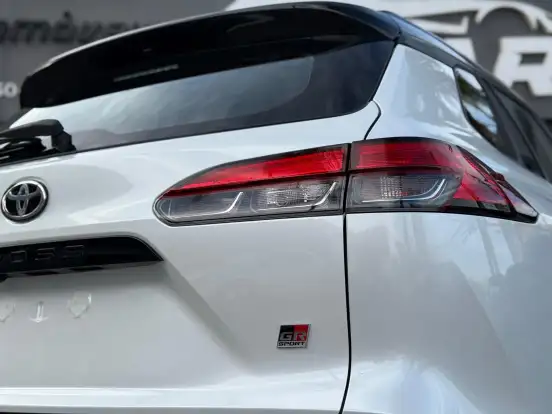 TOYOTA-COROLLA CROSS-2026