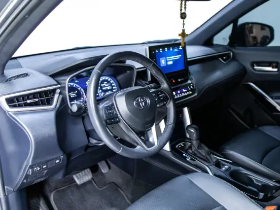 TOYOTA-COROLLA CROSS-2024