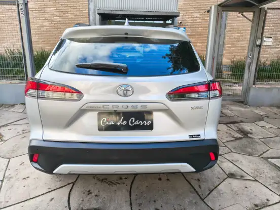 TOYOTA-COROLLA CROSS-2024