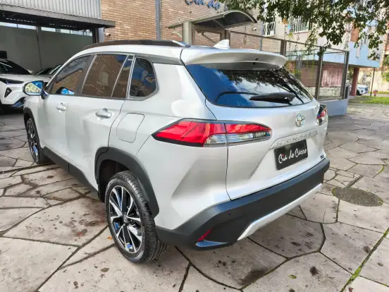 TOYOTA-COROLLA CROSS-2024