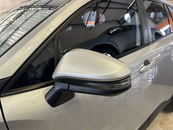TOYOTA-COROLLA CROSS-2021