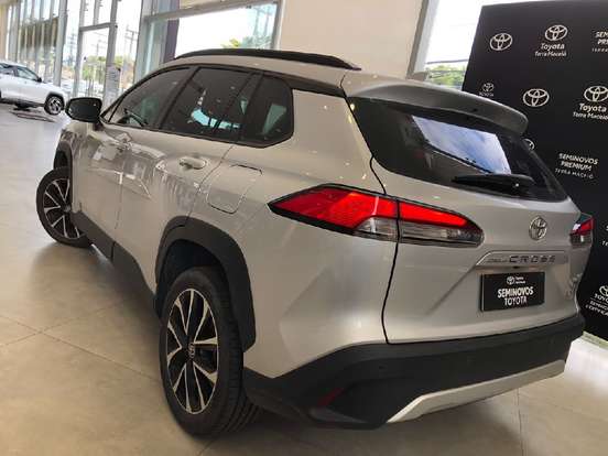 TOYOTA-COROLLA CROSS-2024