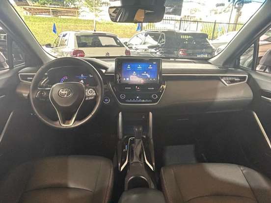 TOYOTA-COROLLA CROSS-2023