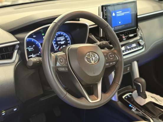TOYOTA-COROLLA CROSS-2024