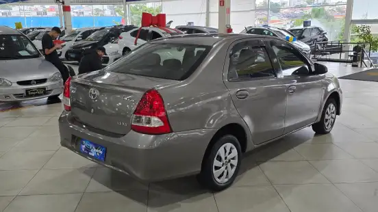TOYOTA-ETIOS-1.3 X 16V FLEX 4P AUTOMÁTICO TOYOTA-ETIOS-2018