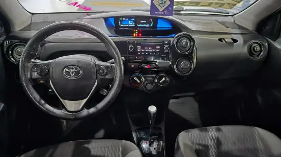 TOYOTA-ETIOS-2018